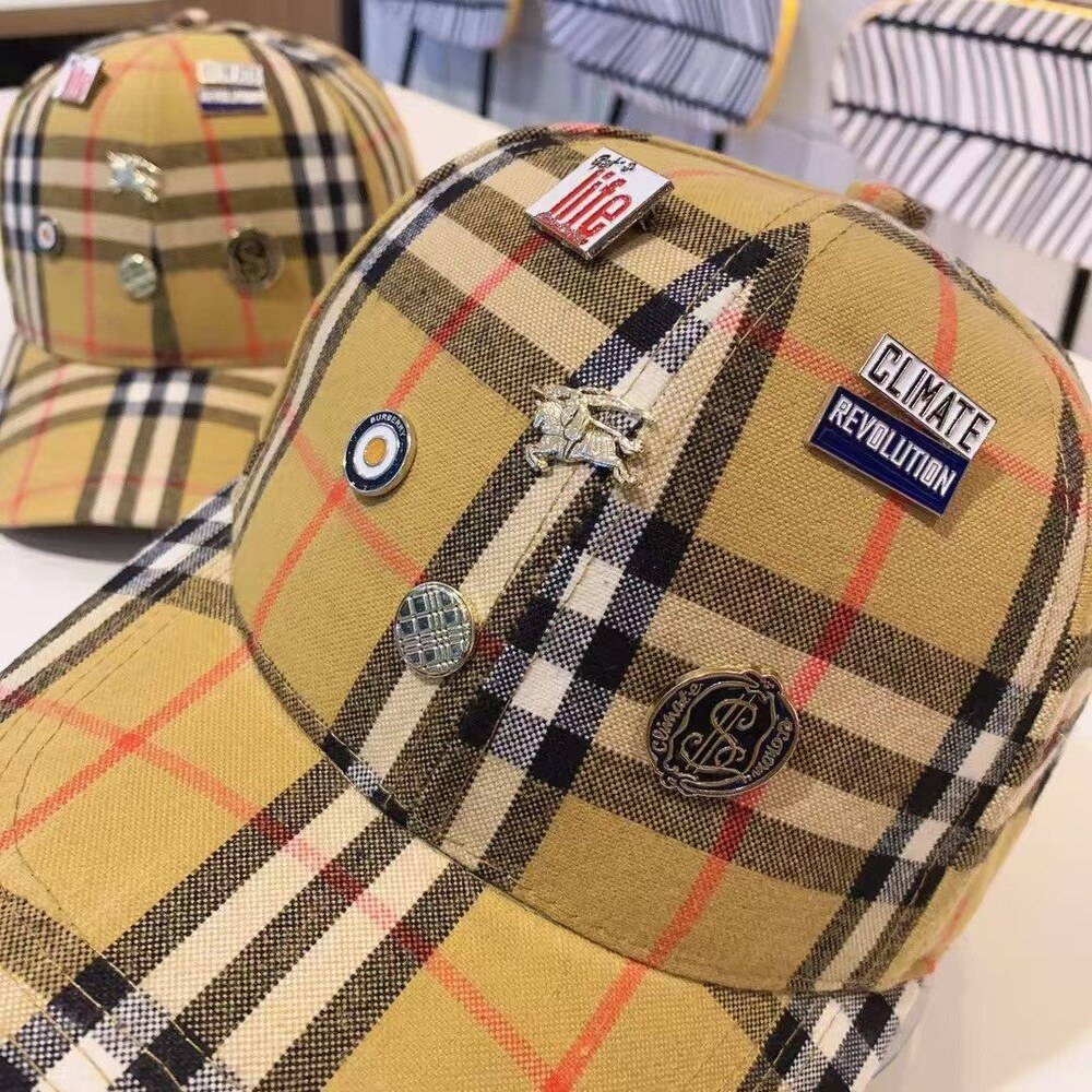 Burberry Vintage Check Badge Baseball Cap - Picture 6 of 7